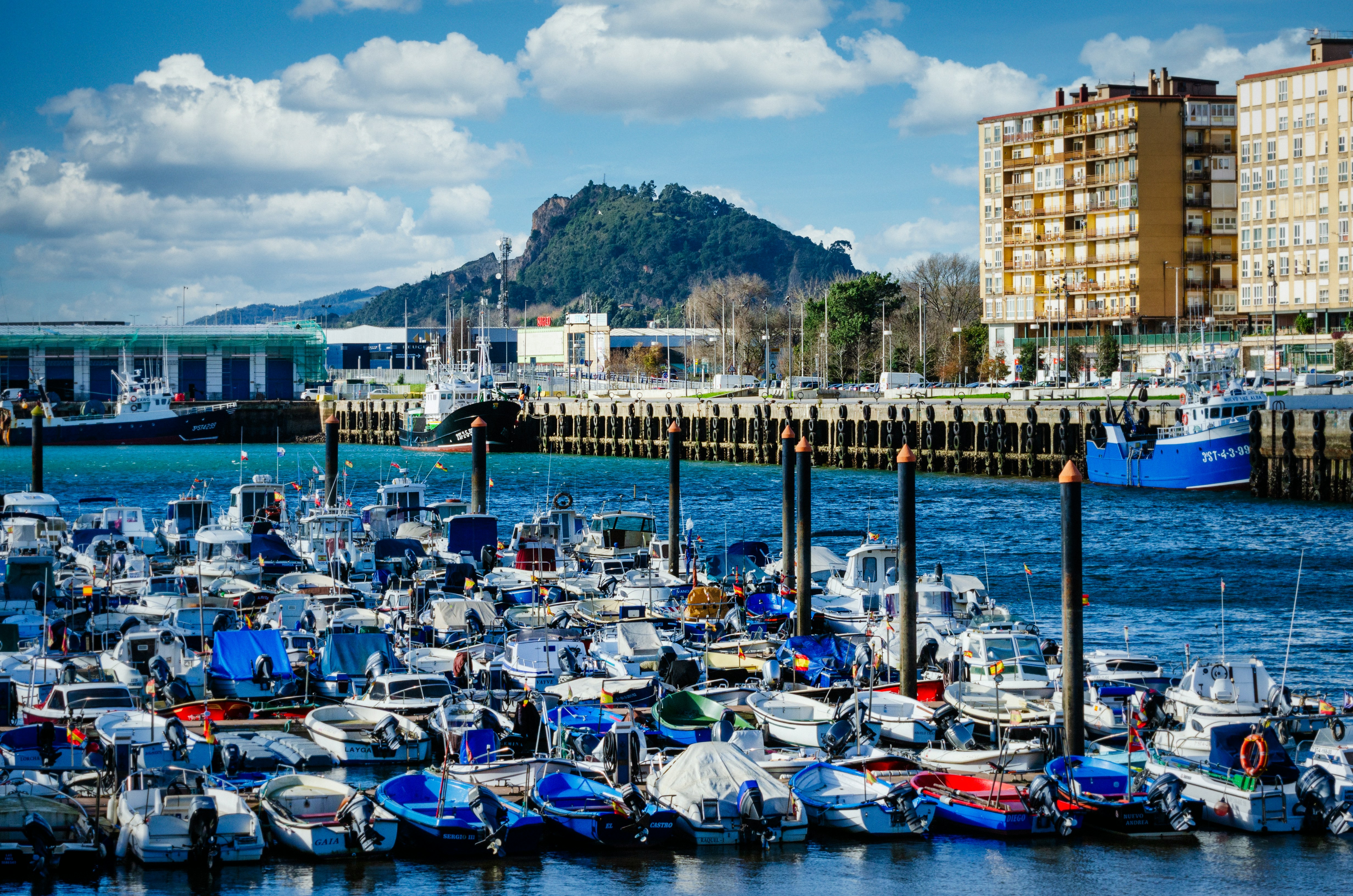 cantabria puerto pesquero de santander